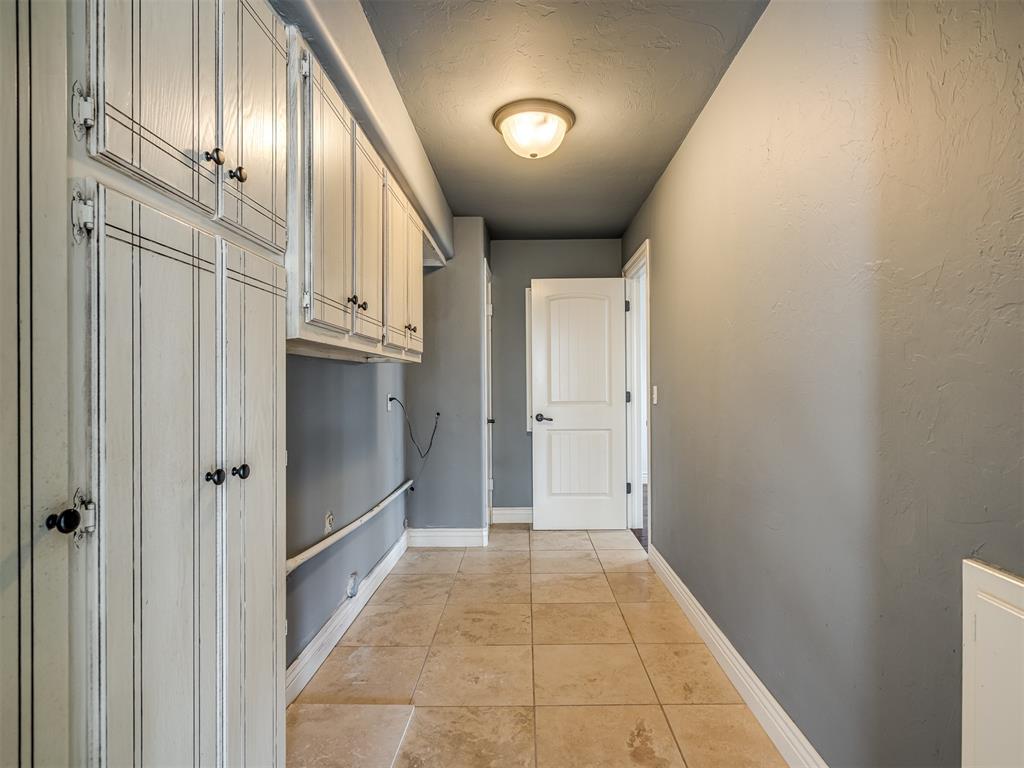 400 Carpenter Trail