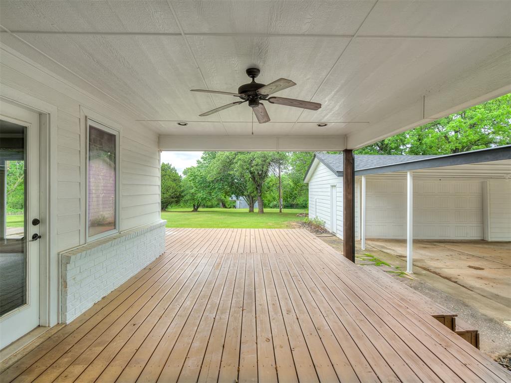 400 Carpenter Trail