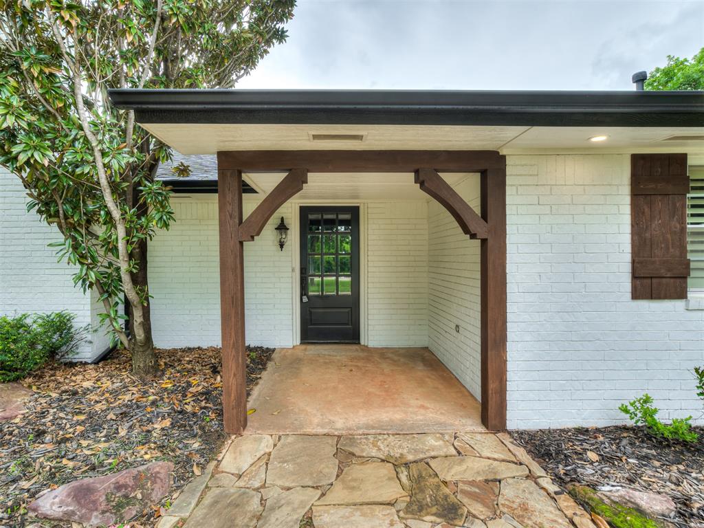 400 Carpenter Trail
