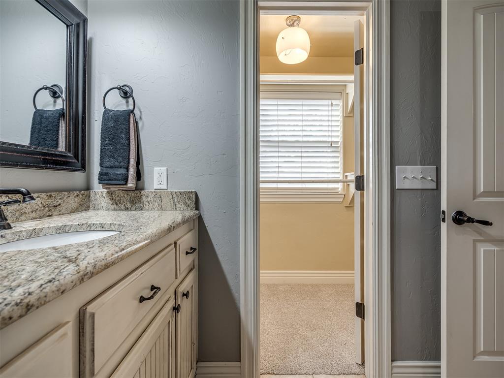 400 Carpenter Trail
