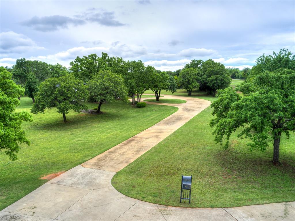 400 Carpenter Trail