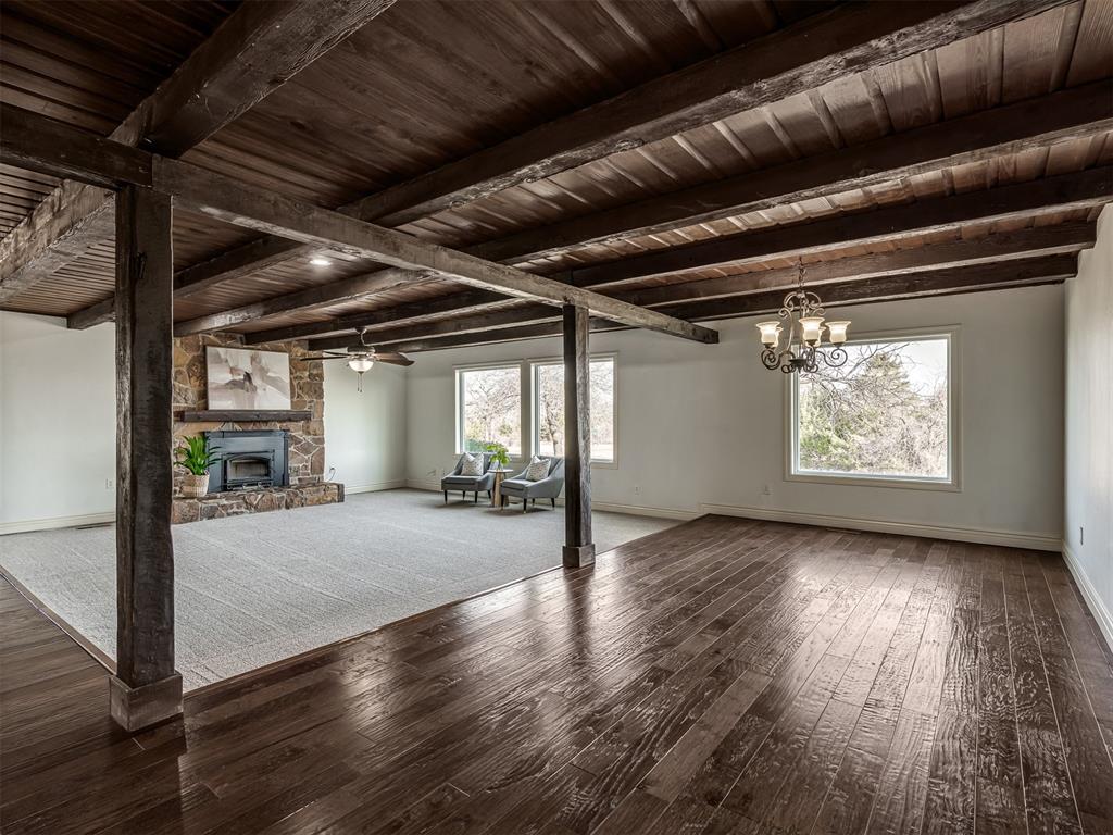 400 Carpenter Trail