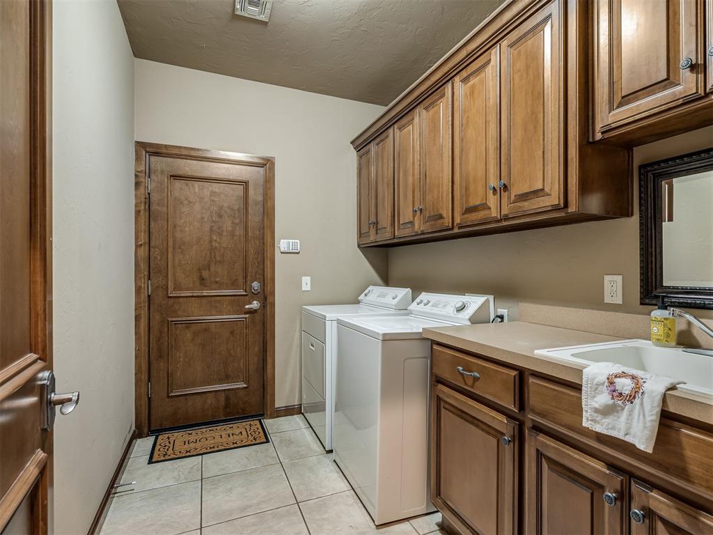 3923 Cottage Lane