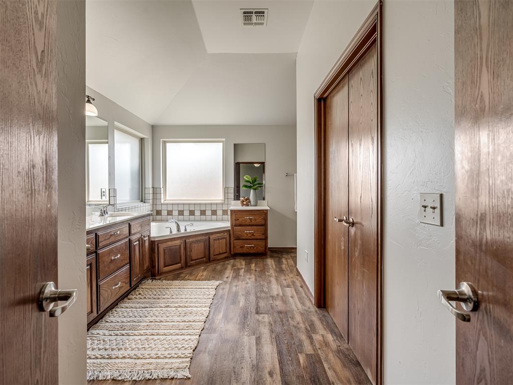2612 SE 97th Street