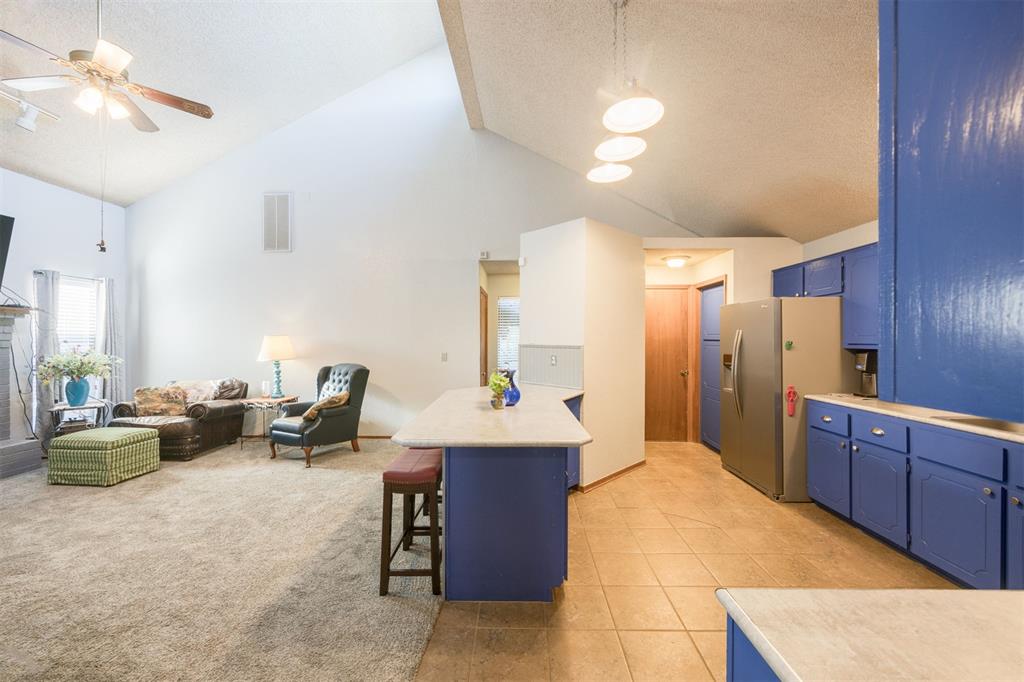 2512 Lee Lane