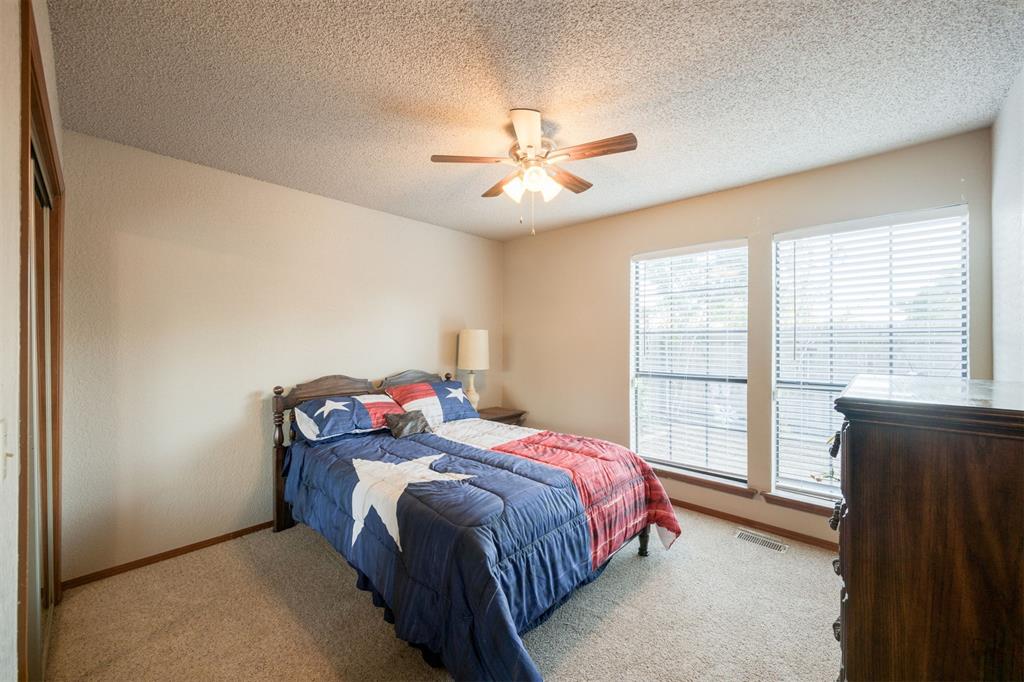 2512 Lee Lane