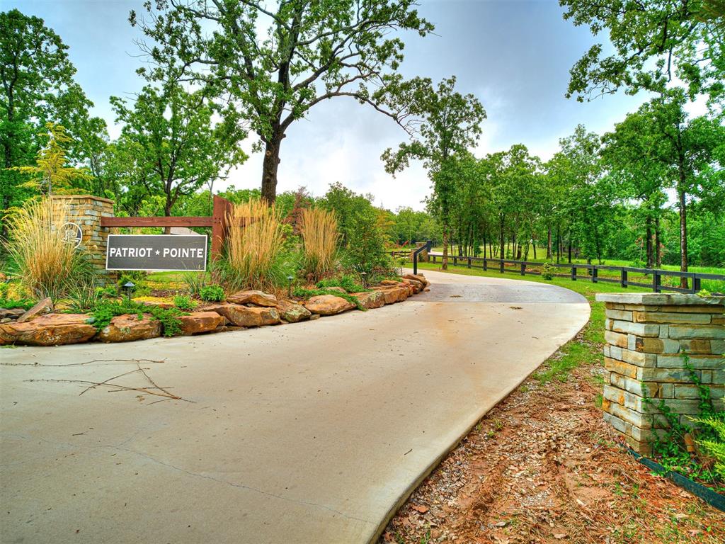 8 Patriot Pointe