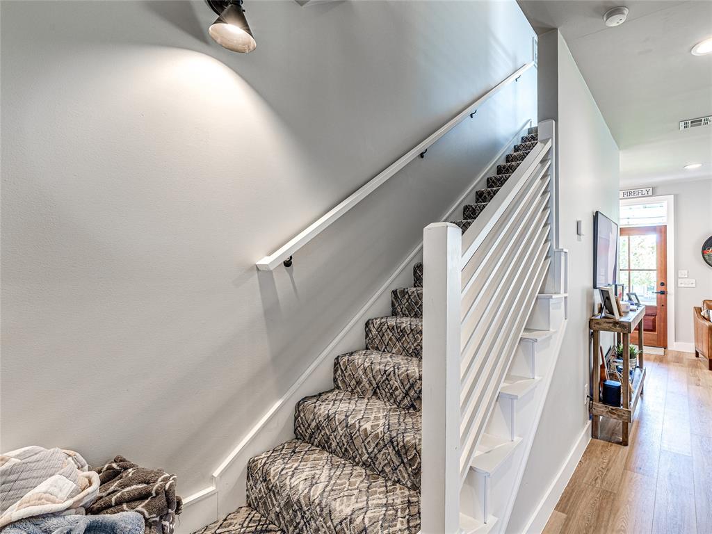 27 Firefly Lane