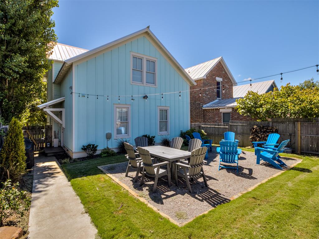 27 Firefly Lane