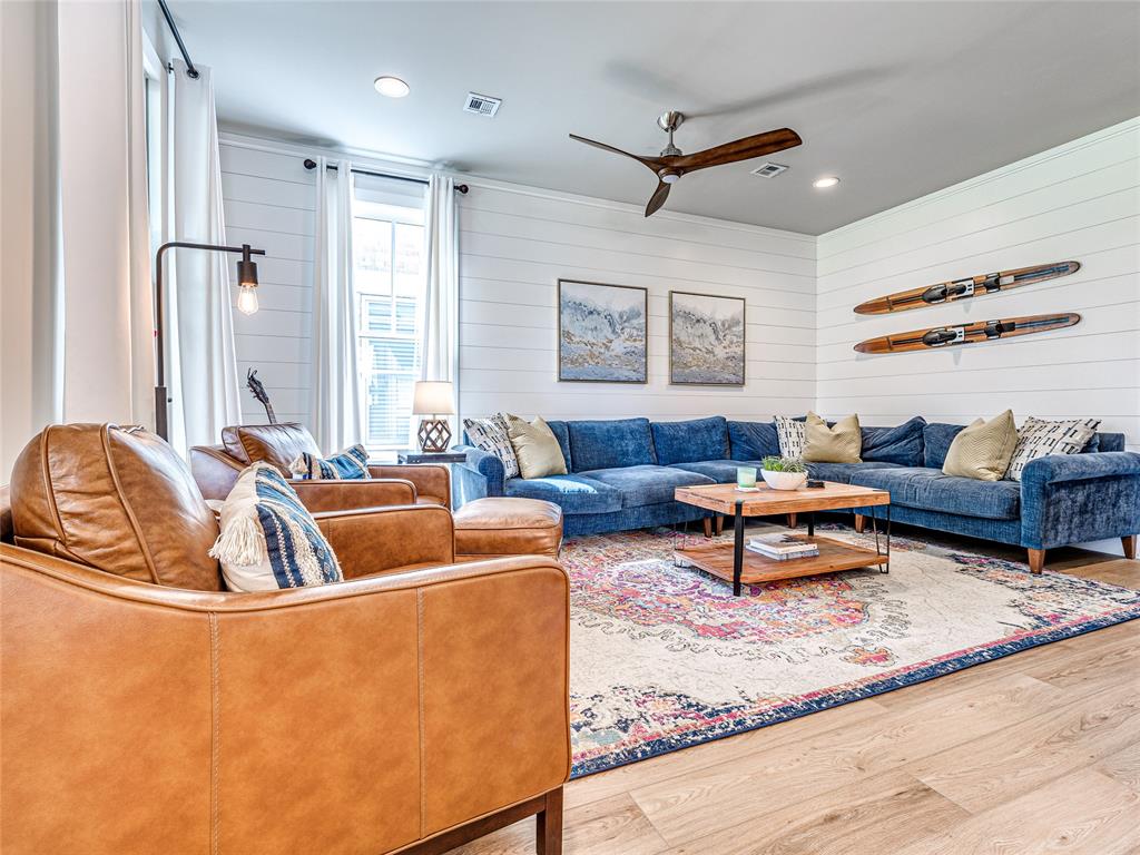 27 Firefly Lane