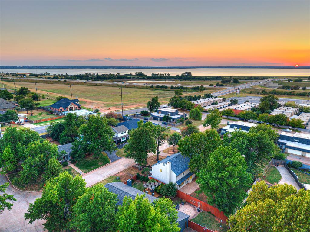 3305 W Rock Creek Road