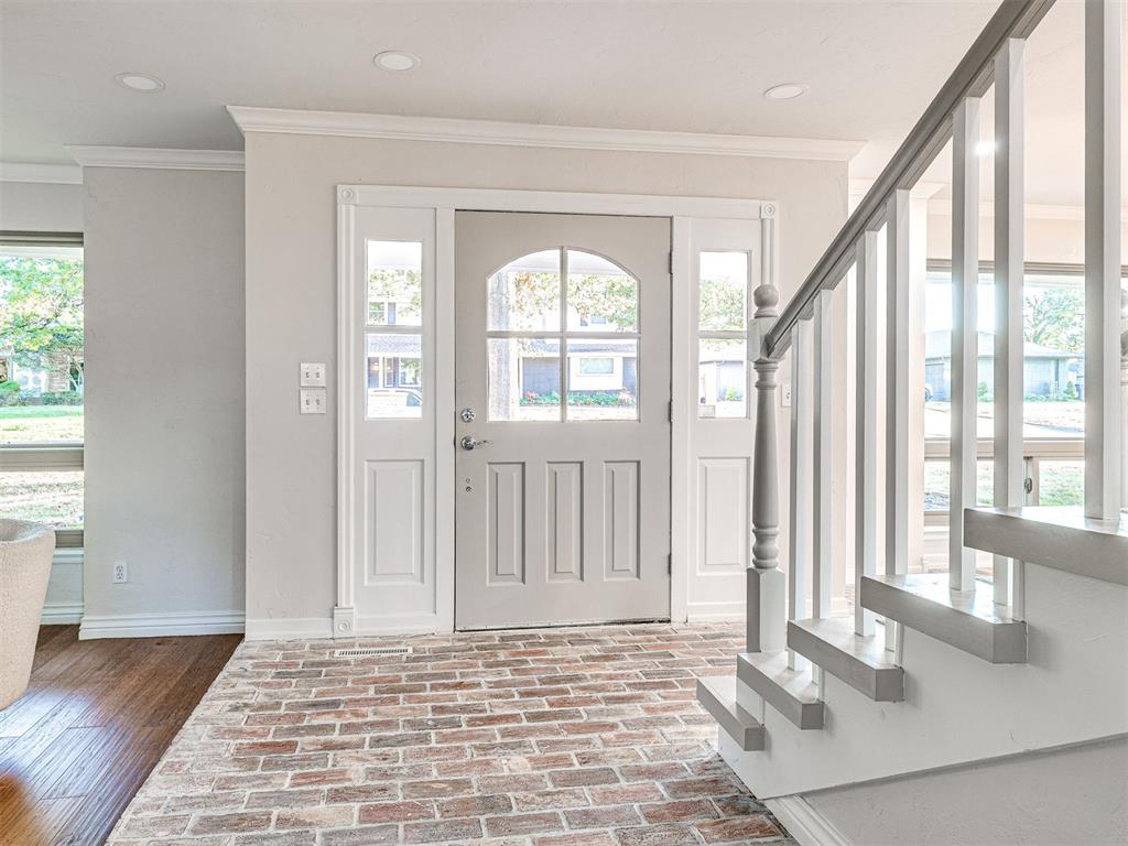 3305 W Rock Creek Road