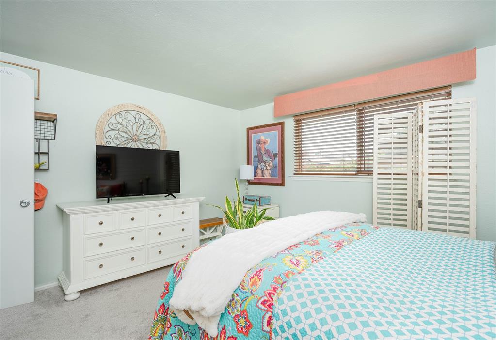 4404 NW 56th Terrace