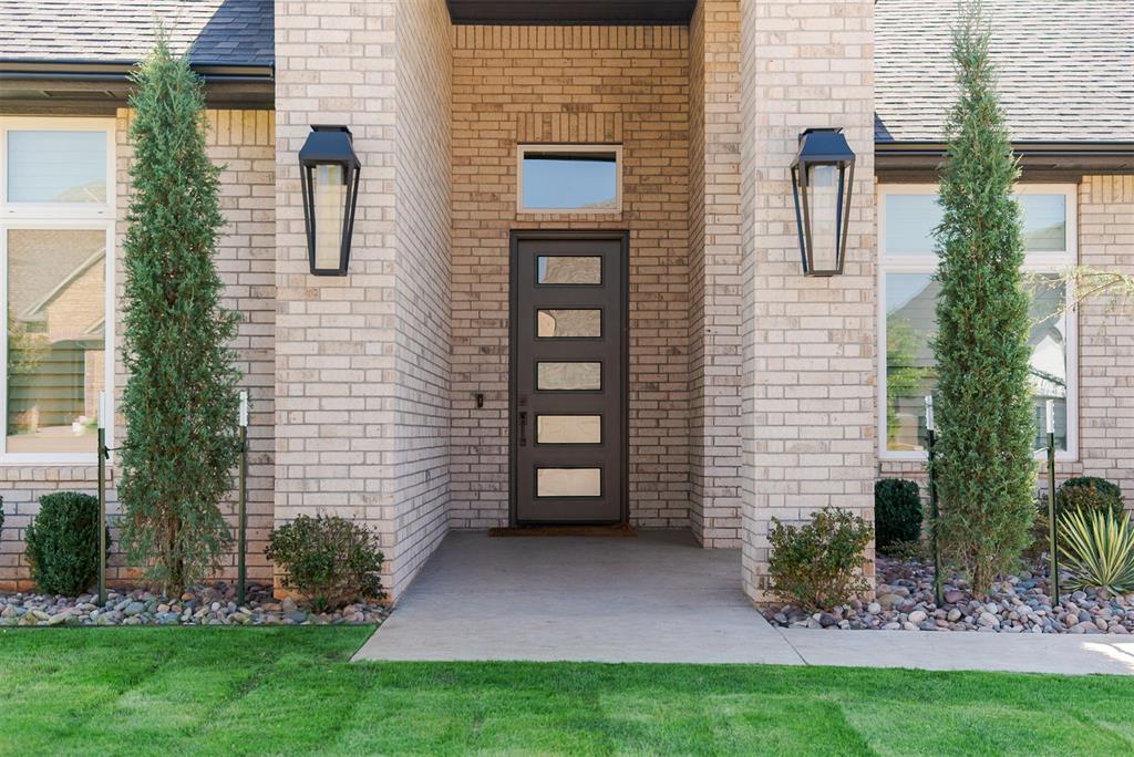 364 Saint Claire Drive