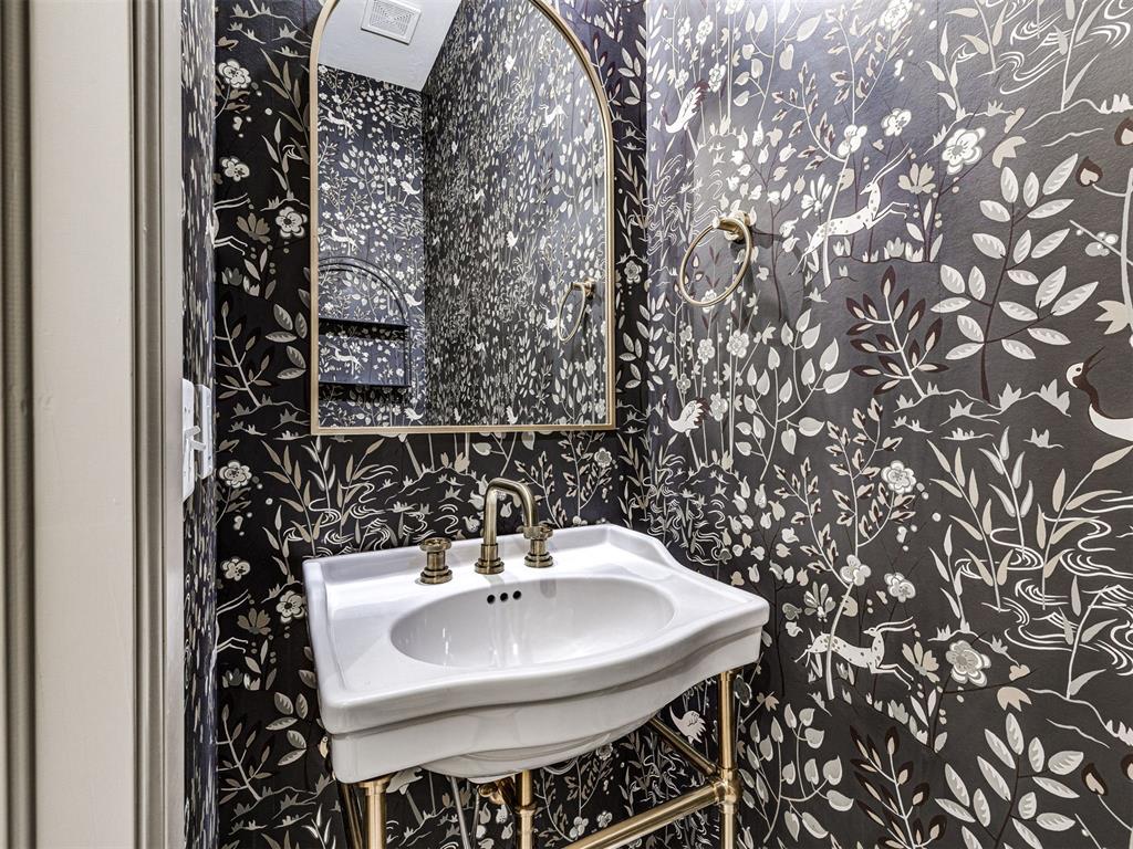 18443 Boardwalk Crossing