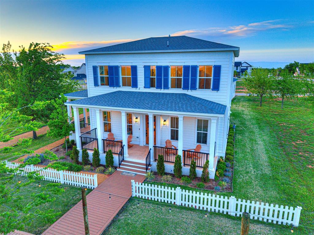 18443 Boardwalk Crossing