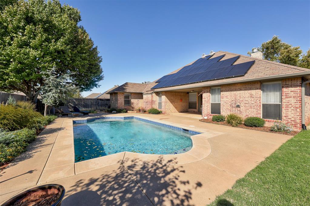 7512 NW 131st Street