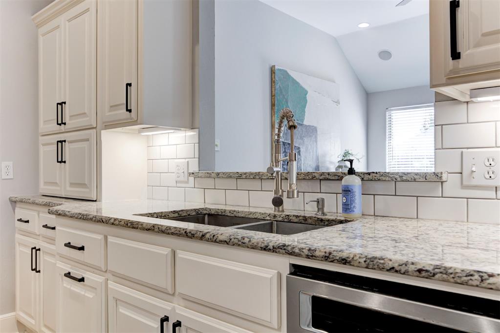 7512 NW 131st Street