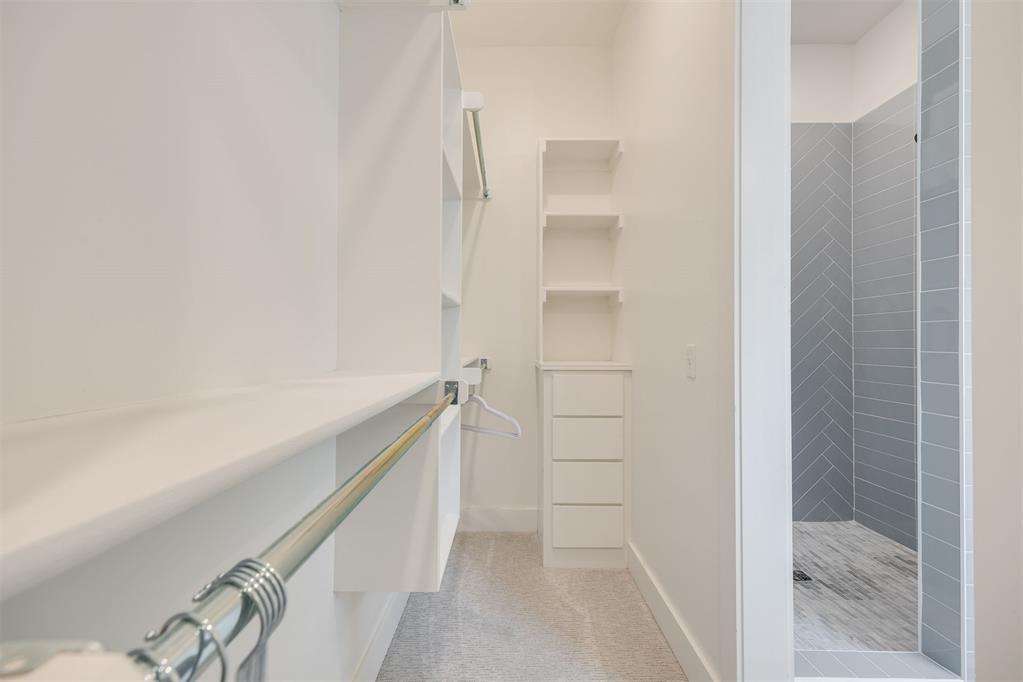 44 Ramble Along Road