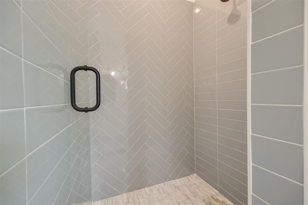 44 Ramble Along Road