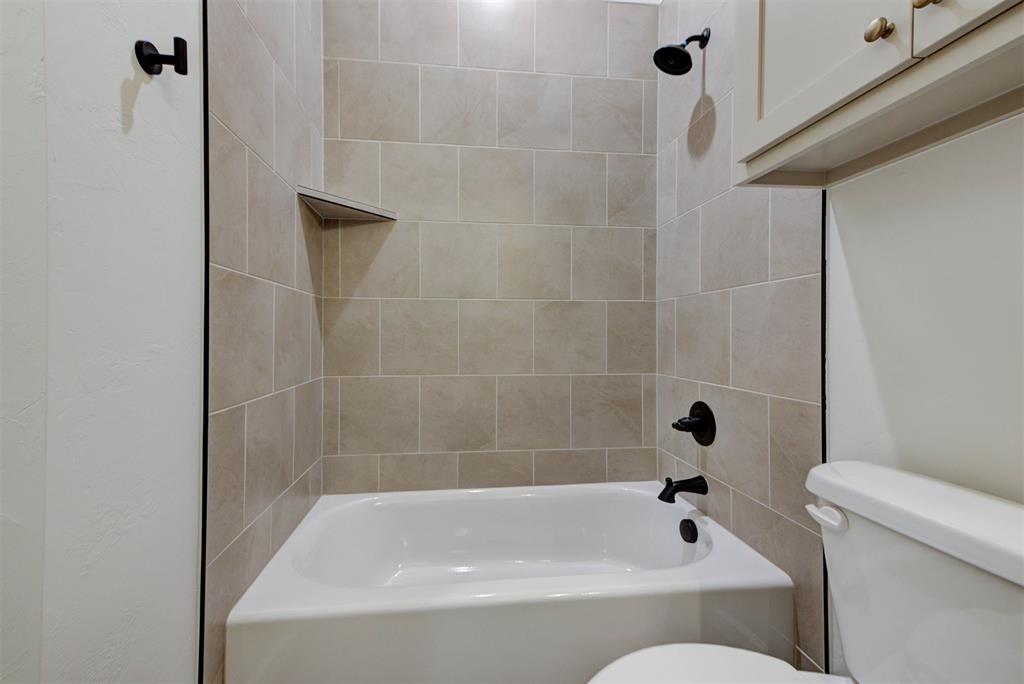 9304 NW 79th Terrace