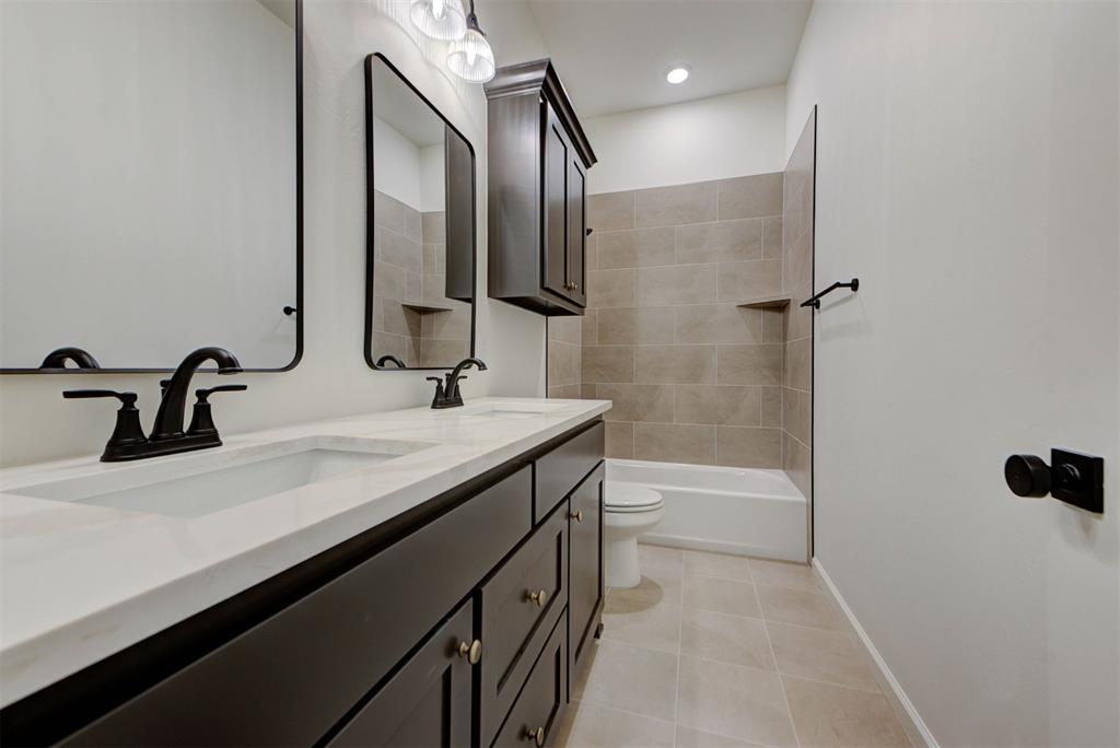 9304 NW 79th Terrace