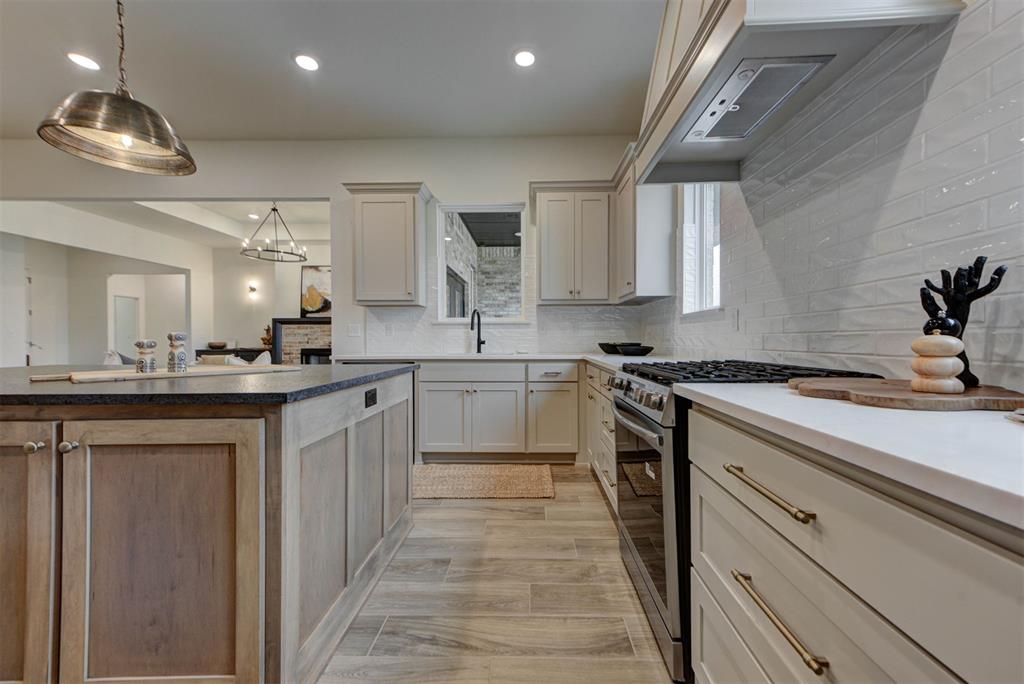 9304 NW 79th Terrace