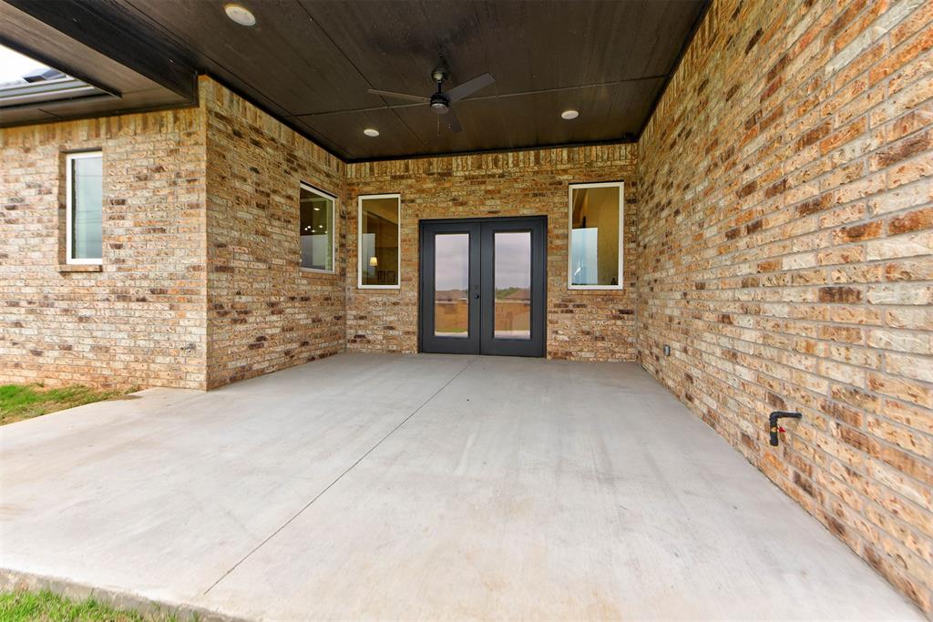 9304 NW 79th Terrace