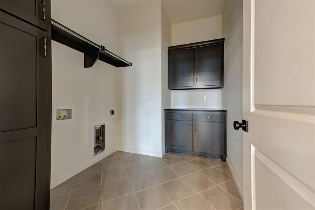 9304 NW 79th Terrace