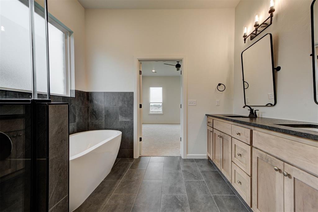 9304 NW 79th Terrace