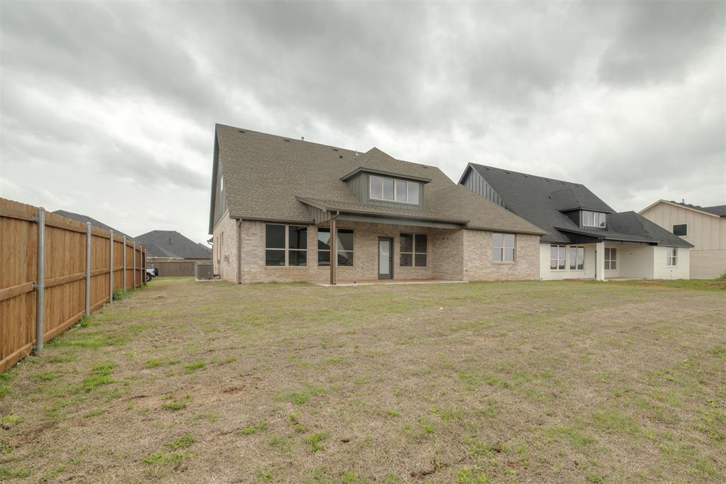 9209 NW 147th Terrace