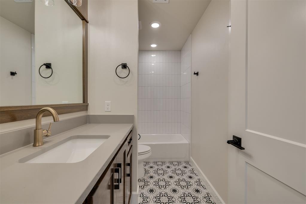 9209 NW 147th Terrace