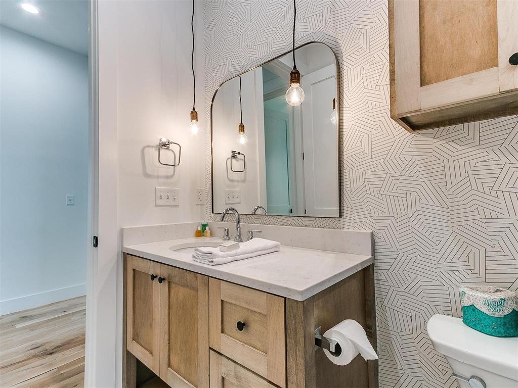 47 Ramble Along Road