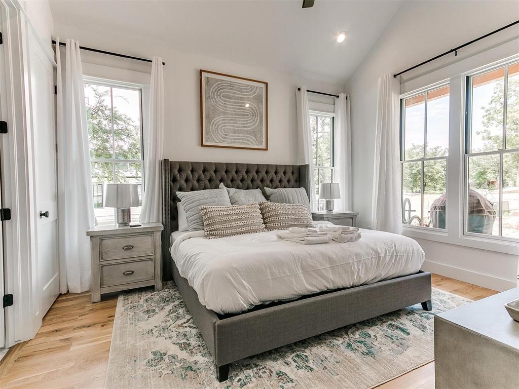 47 Ramble Along Road