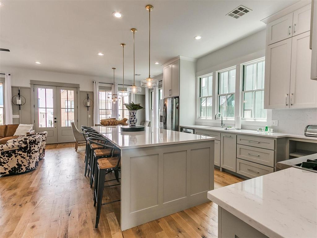 47 Ramble Along Road