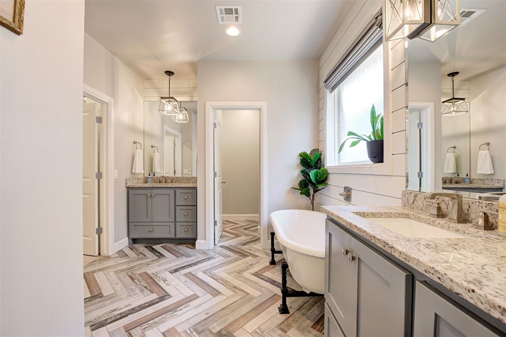 3100 Hunter Crest Drive