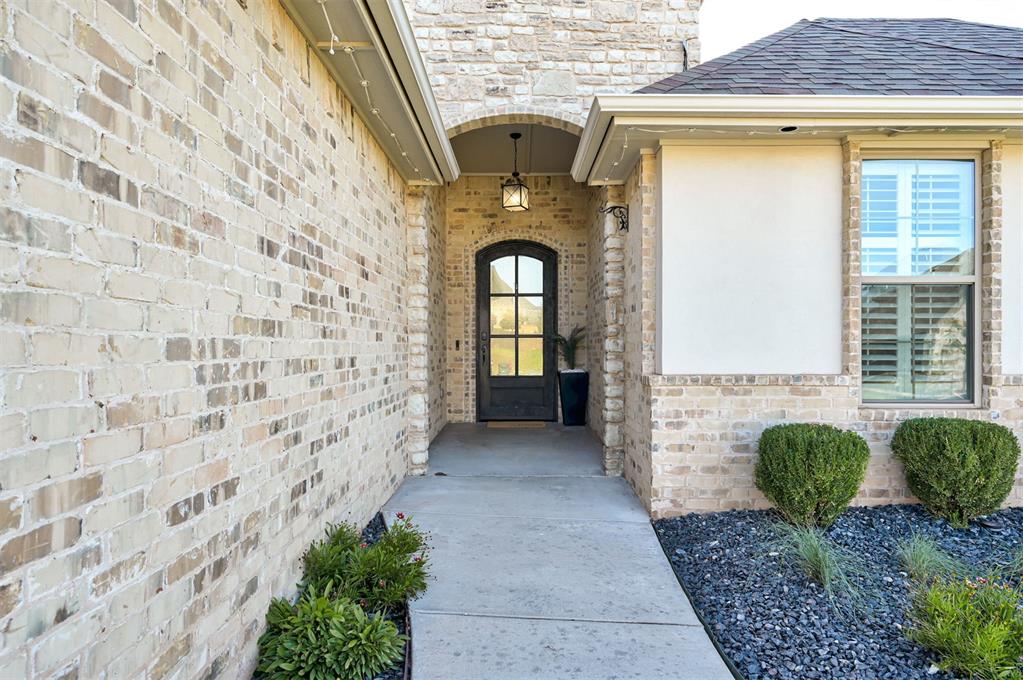 3100 Hunter Crest Drive