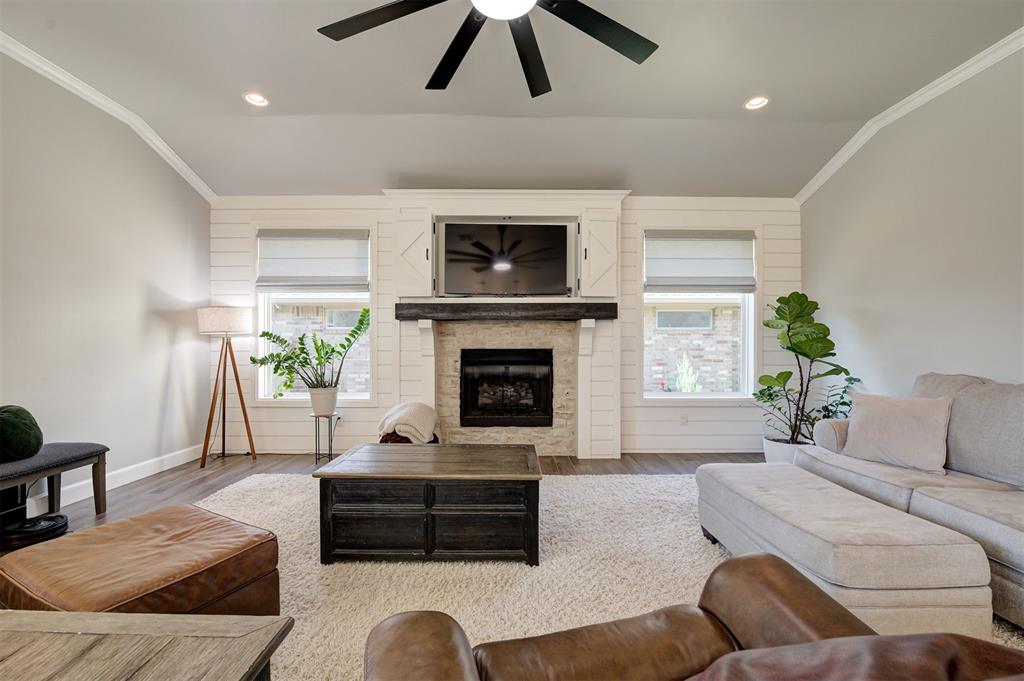 3100 Hunter Crest Drive