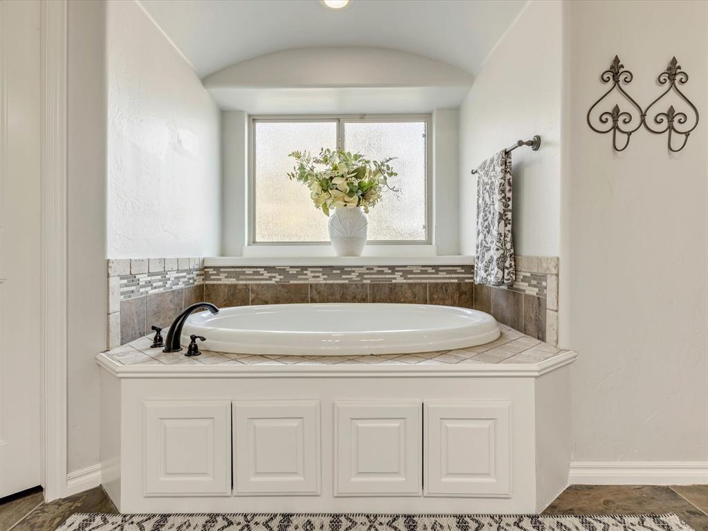 1505 NW 189th Street