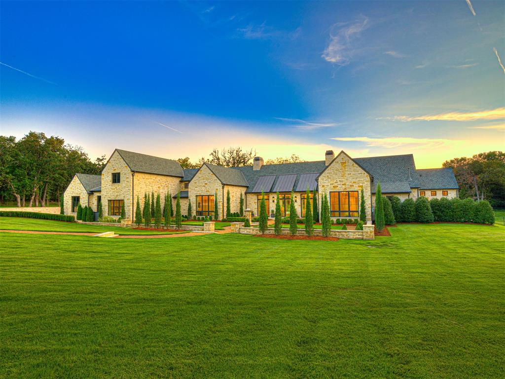 2909 Spring Crest Circle