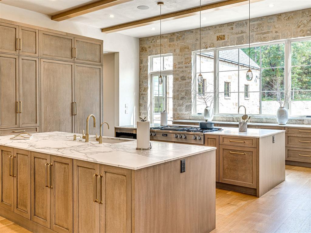 2909 Spring Crest Circle