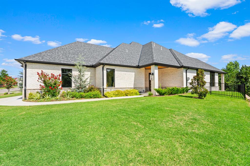 7624 NW 130th Terrace