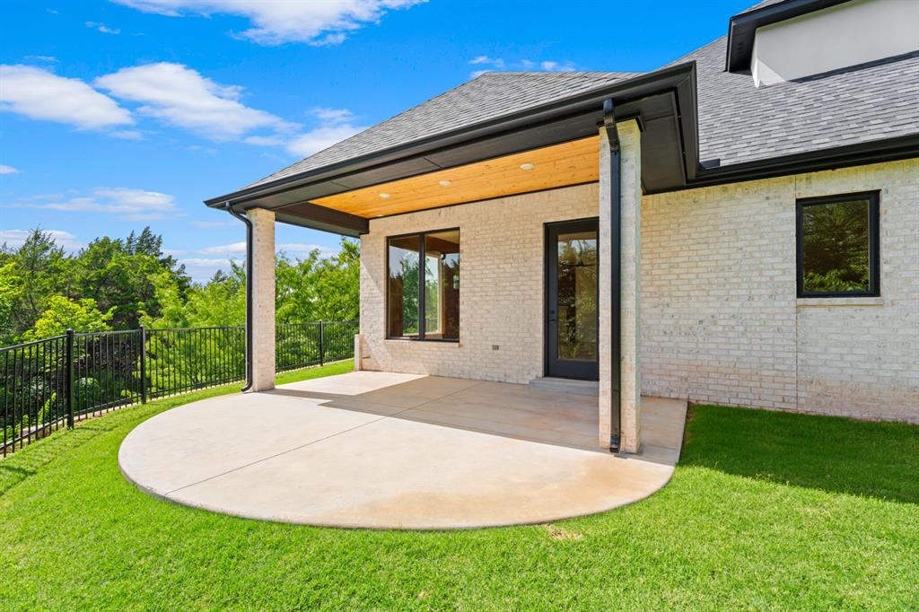 7624 NW 130th Terrace