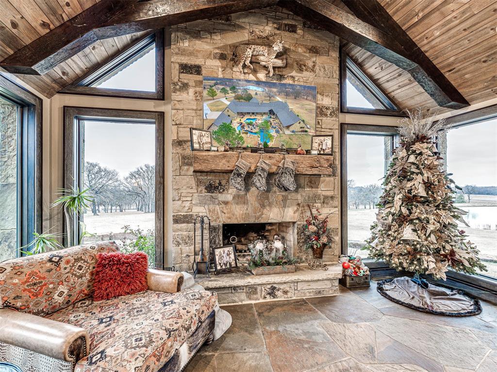 27280 N County Road 3250