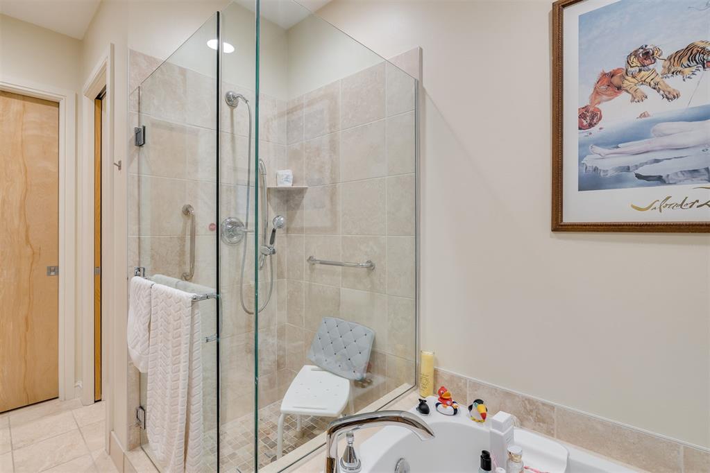 5900 Mosteller Drive Unit: 34