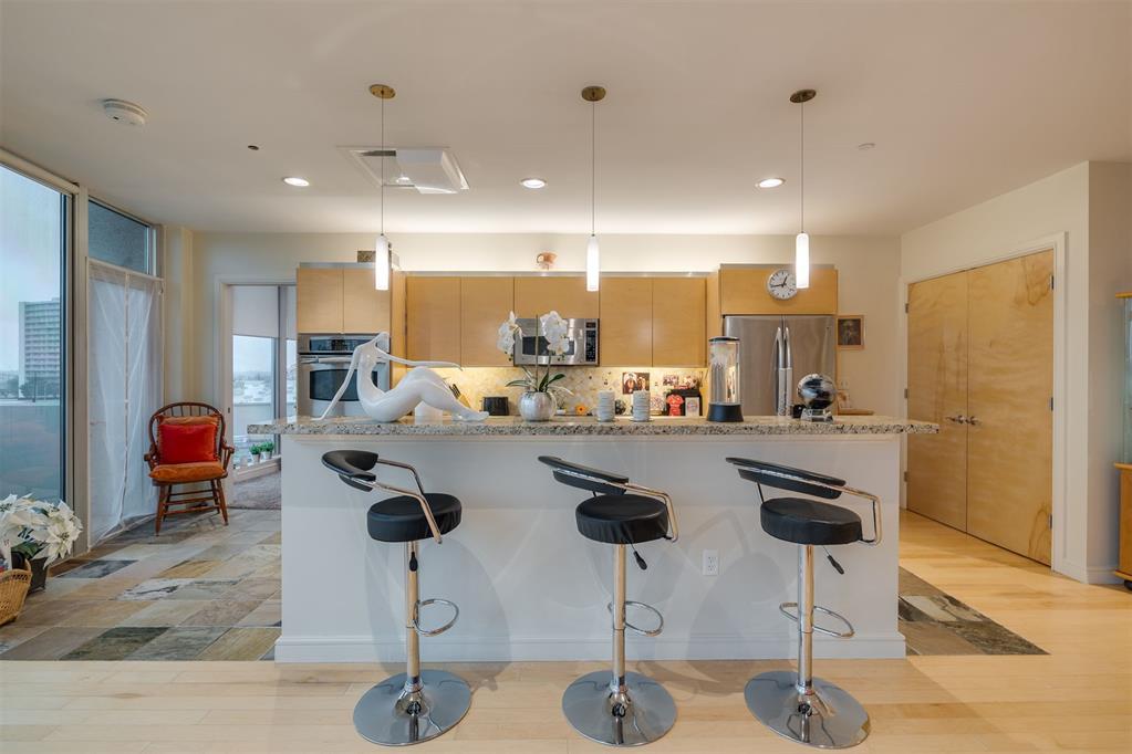 5900 Mosteller Drive Unit: 34