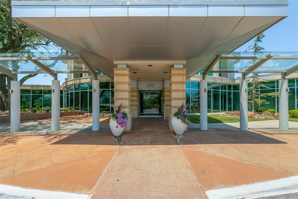 5900 Mosteller Drive Unit: 34