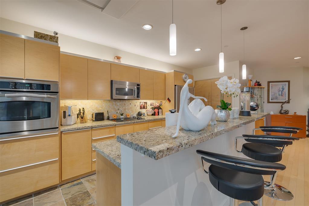 5900 Mosteller Drive Unit: 34