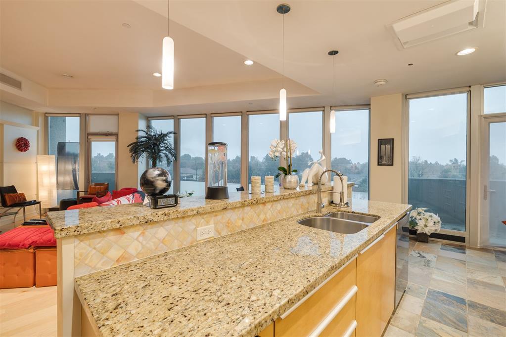 5900 Mosteller Drive Unit: 34