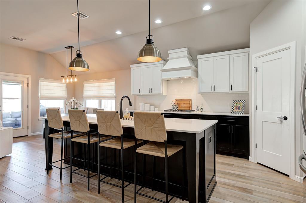 6617 NW 148th Street